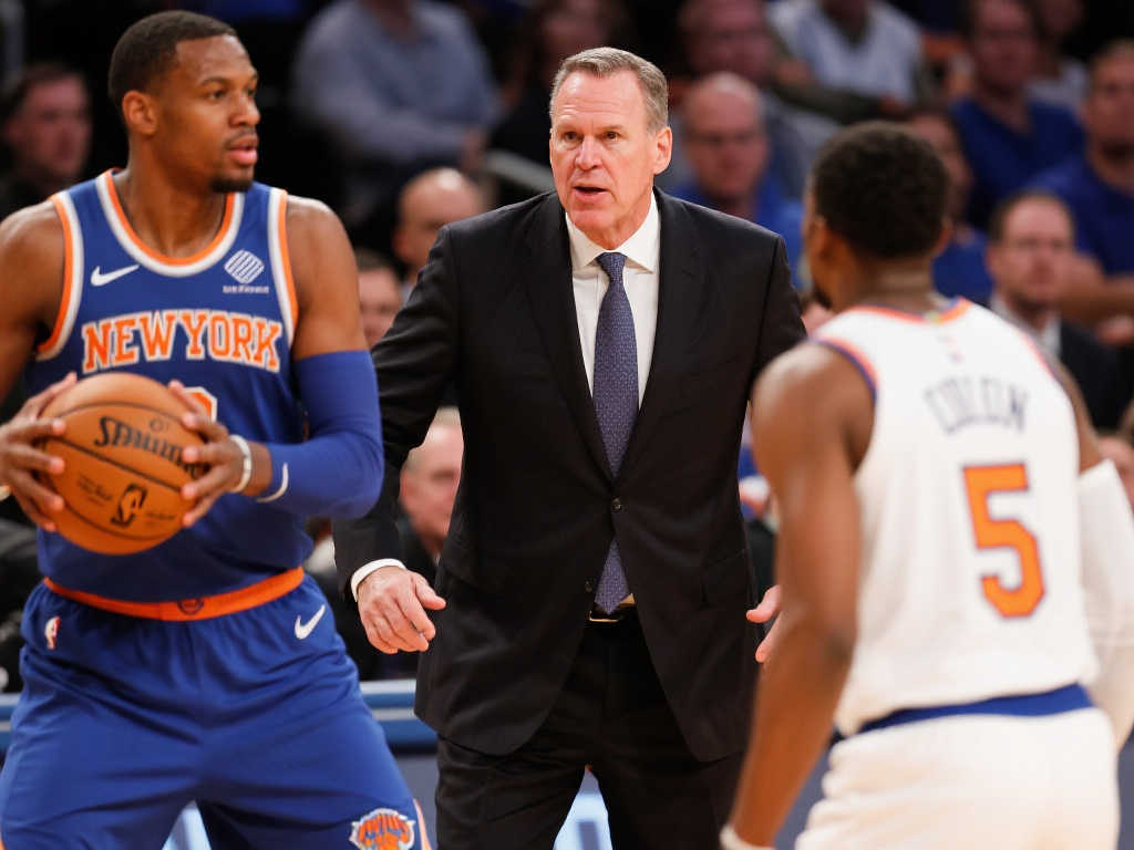 纽约以独特慢节奏与抗拒三分的战术体系称霸联盟